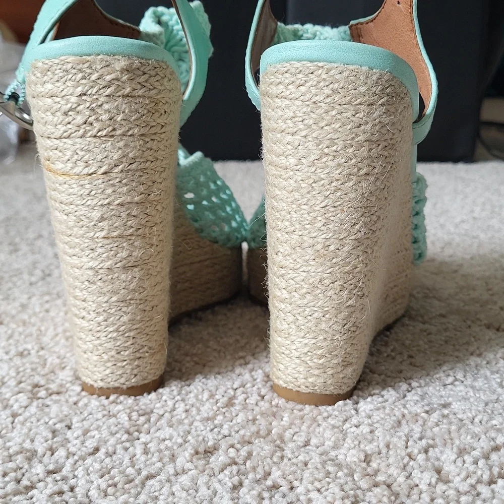 Mint Green Crochet Wedges